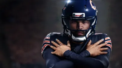 EA SPORTS™ Комплект MVP (College Football 27 издание Deluxe и Madden NFL 27 издание Deluxe) — скриншот 8