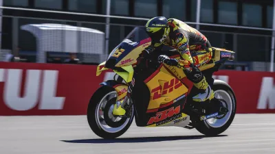MotoGP™22 - Special Suits — скриншот 6
