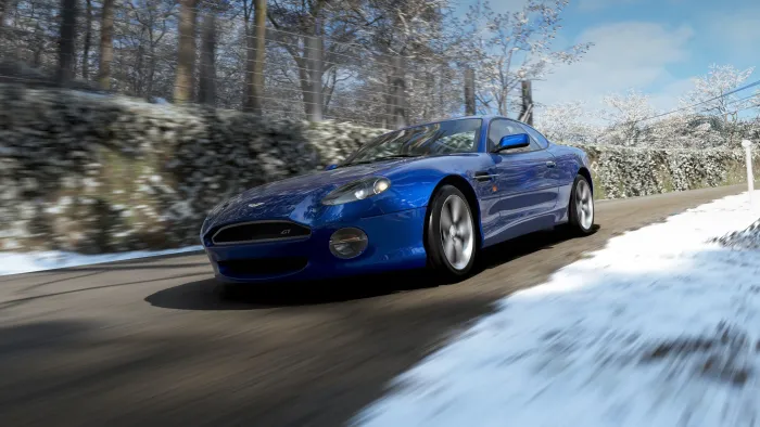 Forza Horizon 6: 2003 Aston Martin DB7 GT — скриншот 1
