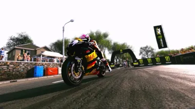 TT Isle Of Man: Ride on the Edge 3 — скриншот 2