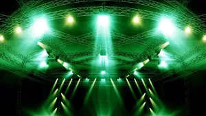 Дополнение для KOF XV: костюм «КЛАССИЧЕСКАЯ ЛЕОНА»