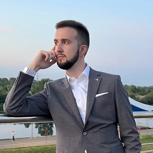 Максим
